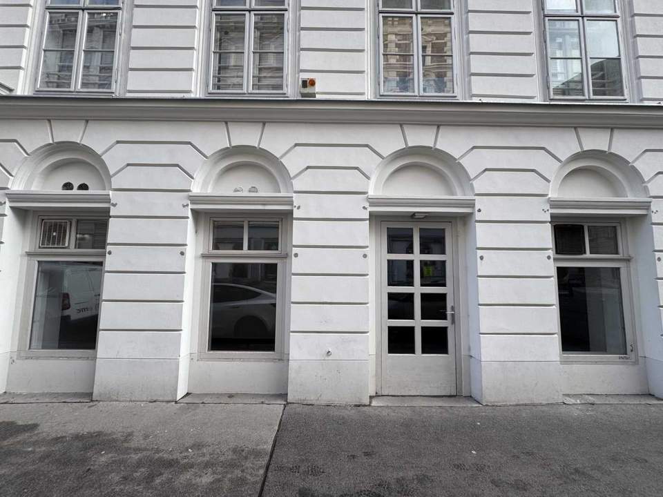 Schöne Gewerbefläche direkt an der Gumpendorfer Straße zu mieten!