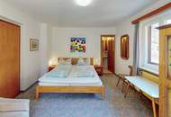 Traditionelles Haus mit mehreren Einheiten in Pfunds zu verkaufen!