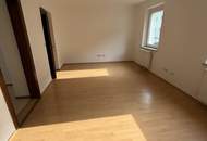 Ein Zuhause zum Ankommen und Wohlfühlen: gemütliche 3-Zimmer-Erdgeschosswohnung mit Charakter in Münichholz - ruhige, zentrumsnahe Lage in Steyr mit ausgezeichneter Anbindung!