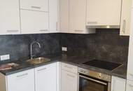 Ab 01. November: Moderne 2-Zimmer-Wohnung mit Balkon nahe U1 Rennbahnweg