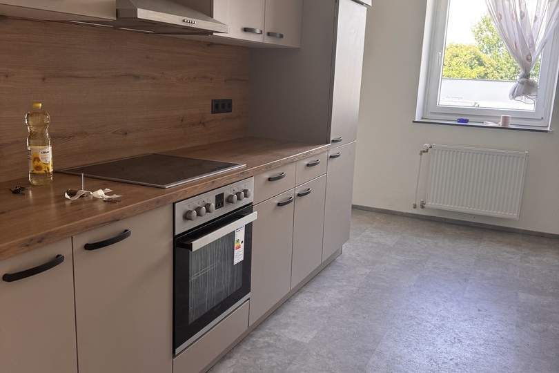 Schöne 2 Zi-Wohnung mit Balkon, Wohnung-miete, 700,00,€, 9020 Klagenfurt(Stadt)