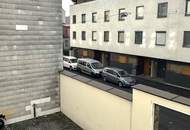 STADLAU, WURMBRANDGASE, 89 m2 Neubau, 3 Zimmer, Wohnküche, teilsaniert, Wannenbad/Dusche, Parketten, Parkplatz