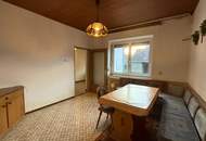 Bauernhaus mit Nebengebäude im Pinkatal