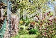 Nostalgisches Einfamilienhaus mit Romantikgarten in 1.920qm Bauland