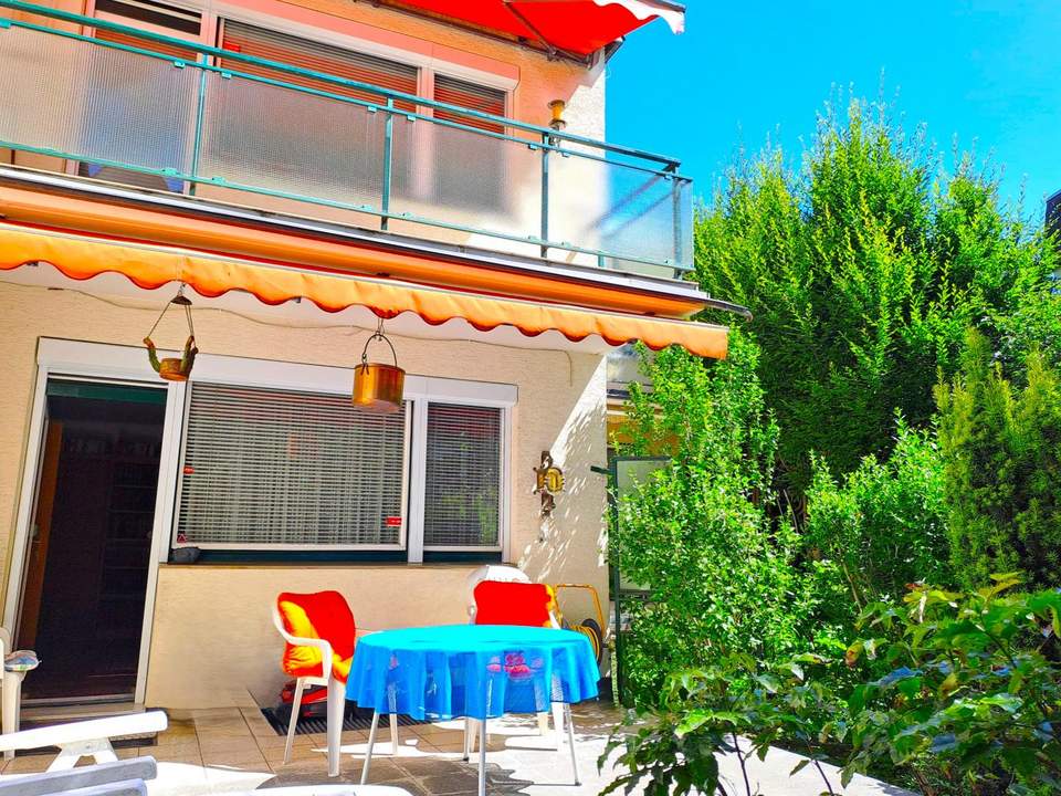 GEPFLEGTES REIHENHAUS IN GRÜNRUHELAGE – VERKAUF MIT WOHNRECHT