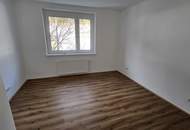 Top 2-Zimmerwohung - Erstbezug nach Sanierung - unbefristeter Mietvertrag