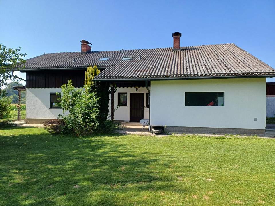 ***OPEN HOUSE Freitag, 5. September 2025 von 10 - 13 Uhr*** Haus mit wunderschönem Garten