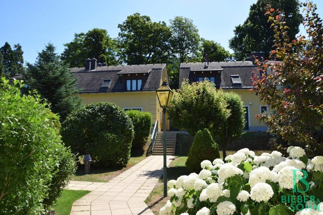 Elegantes Reihenhaus mit Garten beim Lainzer Platz´l