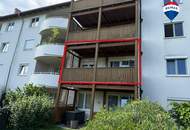 Ruhige 2-Zimmer-Wohnung mit Hof-Loggia und Tiefgaragenplatz