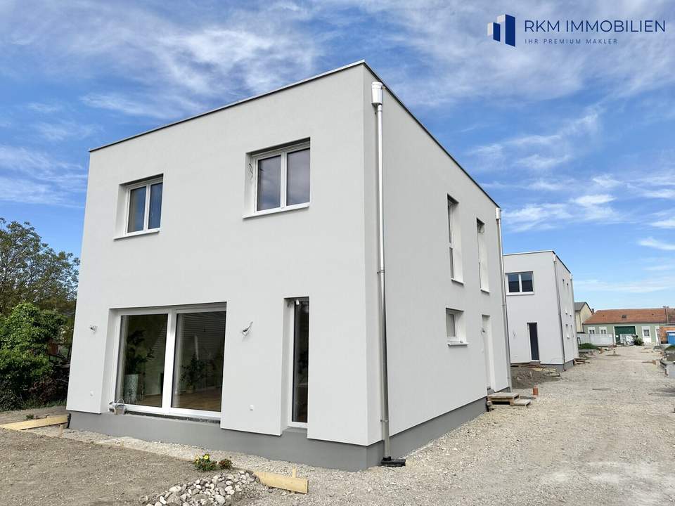 Modernes Wohnen im Grünen vor den Toren Wiens – Neubau mit höchster Energieeffizienz und Wohnkomfort