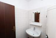 Erste Lage! großzügige 5 Zimmer Wohnung mit Balkon und toller Aussicht