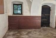 Wunderschöner Dreikanthof in Ruhelage mit Reithalle