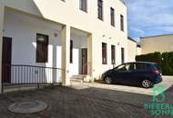Elegante, sehr ruhige, klimatisierte 2-Zimmer Eigentumswohnung mit Dachterrassen- und Gartennutzung - eigener PKW-Stellplatz
