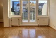 Tolle Dachgeschoßwohnung mit Süd-Terrasse!