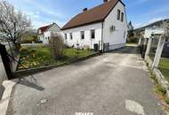 Gesucht! Gefunden! Charmantes Wohnhaus auf großem Grundstück!