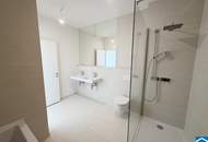 Erstbezug – 3-Zi.-Wohnung mit Rooftop Pool &amp; Sauna