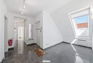 Moderne Wohnung mit Balkon und 2 PKW-Stellplätze: Wohnen in zentraler Lage von Hollabrunn!