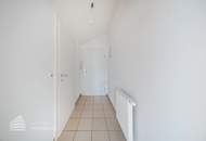 Helle 3-Zimmer Wohnung mit Terrasse im DG, Nähe Landstraße Hauptstraße