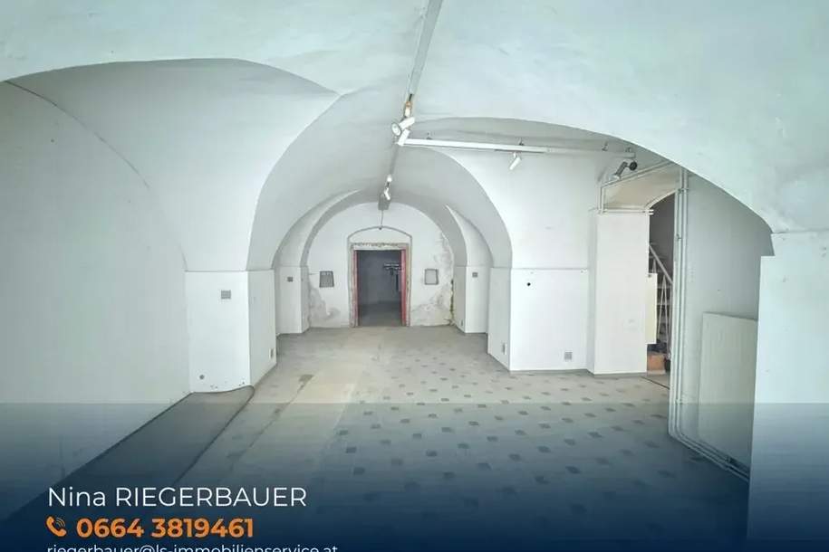 Praktischer Lagerraum mit Altbauflair und zwei Schaufenster zur Michaeligasse, Gewerbeobjekt-miete, 1.333,00,€, 8230 Hartberg-Fürstenfeld