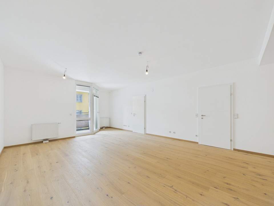 Hochwertig sanierte 2-Zimmer-Wohnung mit Loggia und Garagenplatz nahe dem Kongresspark
