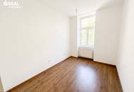 Großzügige 4,5 Zimmer Altbauwohnung
