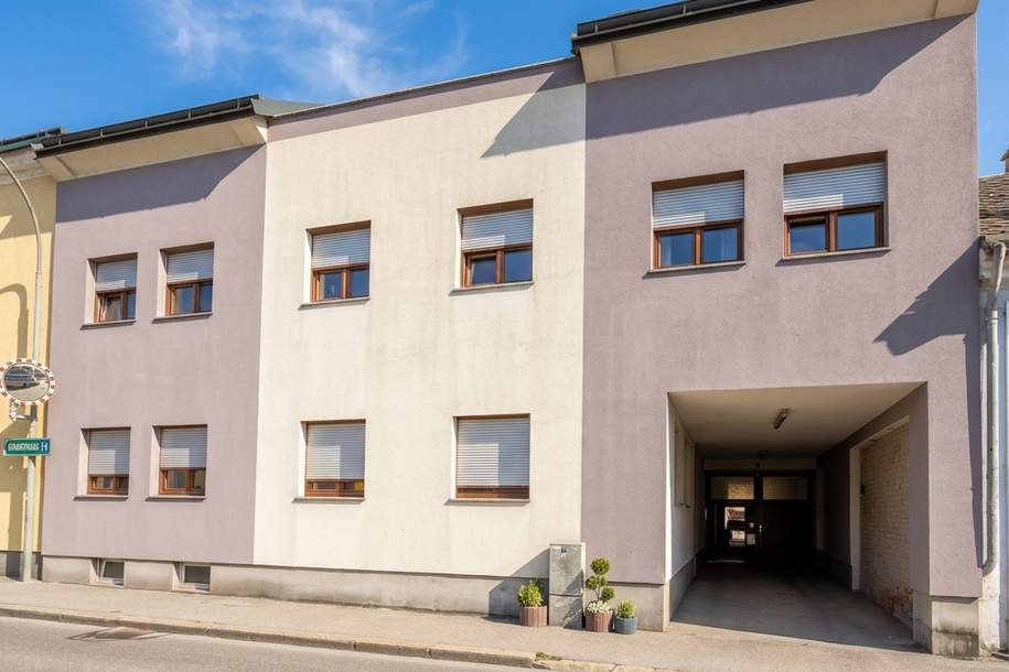 Stadthaus mit zwei Wohneinheiten, idyllischem Innenhof & großem Ausbaupotenzial, Haus-kauf, 690.000,€, 3300 Amstetten