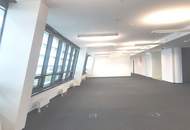 RIVERGATE - Moderne Bürofläche im attraktiven Open-Space-Stil und tollem Blick!