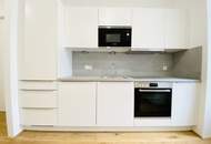 Erstbezug nach Sanierung - charmanter Altbau Arbeiten&Wohnen