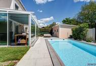 **Private Wohlfühloase mit Pool, Wintergarten & unverbaubaren Blick ins Grüne**