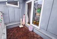 NASCHMARKT-NÄHE, 47 m2 Dachgeschoss mit Terrasse, 2 Zimmer, Komplettküche, Wannenbad, Parketten, Eggerthgasse