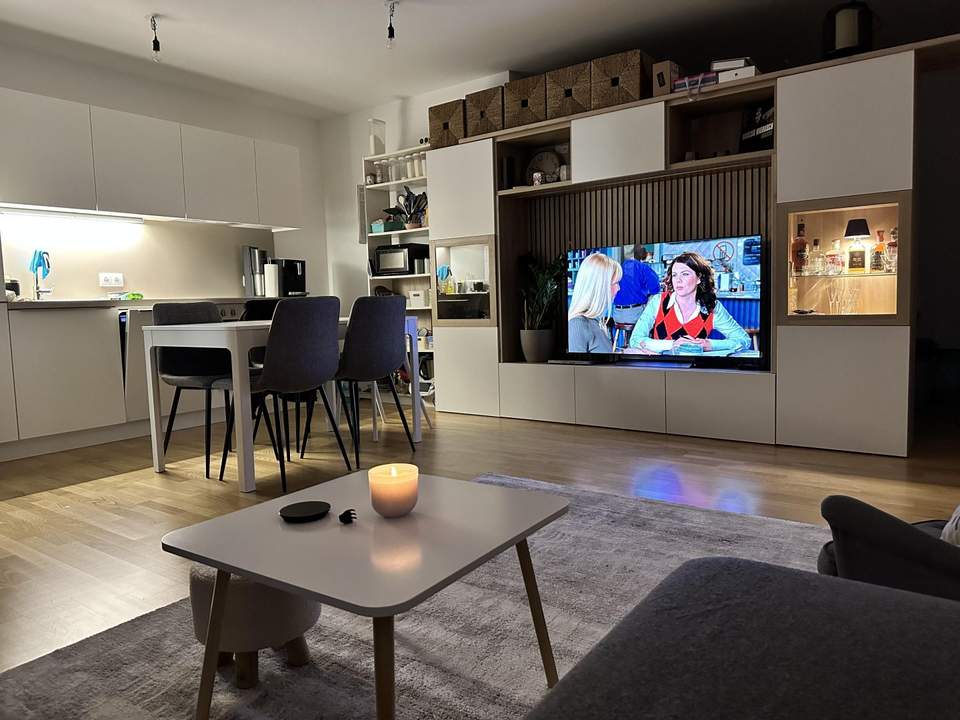 Großzügige Neubauwohnung mit Kühlung und großem Balkon - AB MAI !!