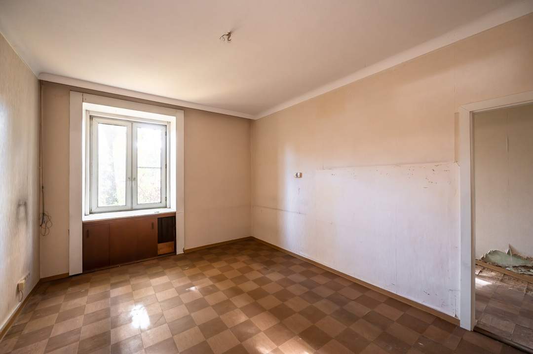 ++Fasangarten++ Altbautraum zum Selbstgestalten – 2-Zimmer-Wohnung mit Entwicklungspotenzial