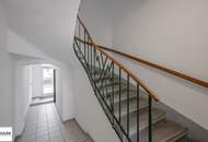 *** Nähe Stadtzentrum Wiener Neustadt: attraktive Zinshaus-Liegenschaft mit Büro- und Wohnnutzung & Gargenplätzen ***