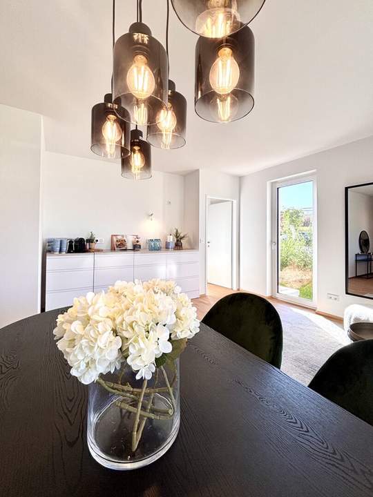 ERSTBEZUG! Gemütliche 2-Zimmer-Wohnung | Balkon mit Privatsphäre | Ideale Raumaufteilung