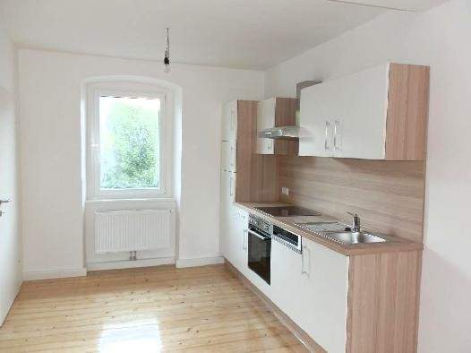 Lichtdurchflutete, sonnige Wohnung mit Küche; PROVISIONFREI