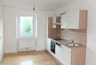 Lichtdurchflutete, sonnige Wohnung mit Küche; PROVISIONFREI