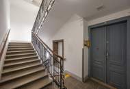 ++NEU++ 3-Zimmer ALTBAUWOHNUNG (sanierungsbedürftig) in ruhiger Lage!