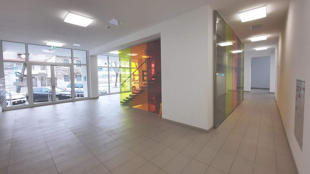 ERSTBEZUG in 3100 St. Pölten - 370m² Gewerbefläche