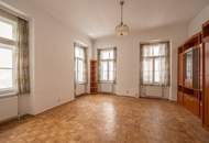 ++BFG4++ Sanierungsbedürftige 4-Zimmer Wohnung, perfekte Lage, toller Altbau!