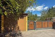 *** kleines gemütliches, möbliertes Häuschen mit Gartenparadies in der Waldrandsiedlung, mit Photovoltaik, Brunnen, Sauna, Garage, Carport,….. ***