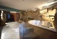 360° TOUR // REPRÄSENTATIVES EINFAMILIENHAUS mit POOL & sonnigem GARTEN