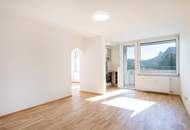 Neu sanierte 2 Zimmer Starter-Wohnung mit Loggia und Tiefgaragenstellplatz