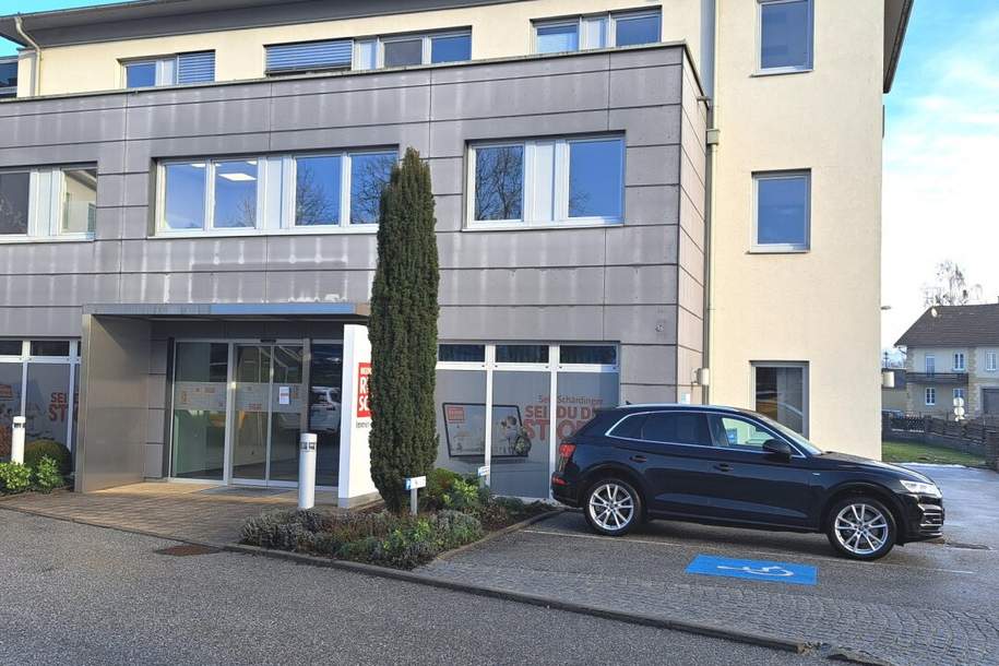 Hier werden Sie gesehen, Top Geschäftsfläche, Büro, Ordination im Erdgeschoß, 5 KFZ Abstellplätze, in der Schärdinger Vorstadt zu vermieten!, Gewerbeobjekt-miete, 1.962,89,€, 4780 Schärding