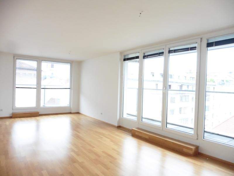 Zieglergasse: Top-moderne DG-Whg. ohne Dachschrägen mit 30m² Terrassenfläche + AB AUGUST!