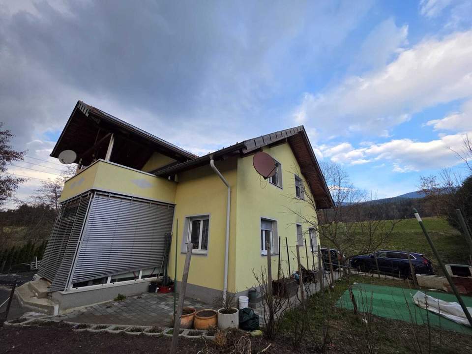 NEUER PREIS Großzügiges Haus in Maria Rojach mit Terrasse, Balkon, Kamin &amp; Solar!