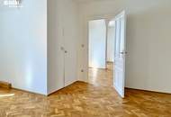 Originale ALTBAU - DG WOHNUNG - 2 Zimmer - NIBELUNGENVIERTEL