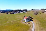 Charmantes Zweifamilienhaus in Alleinlage