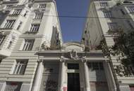 Neu sanierte Stilaltbauwohnung mit 2 Balkonen und 5 Zimmer bei Naschmarkt