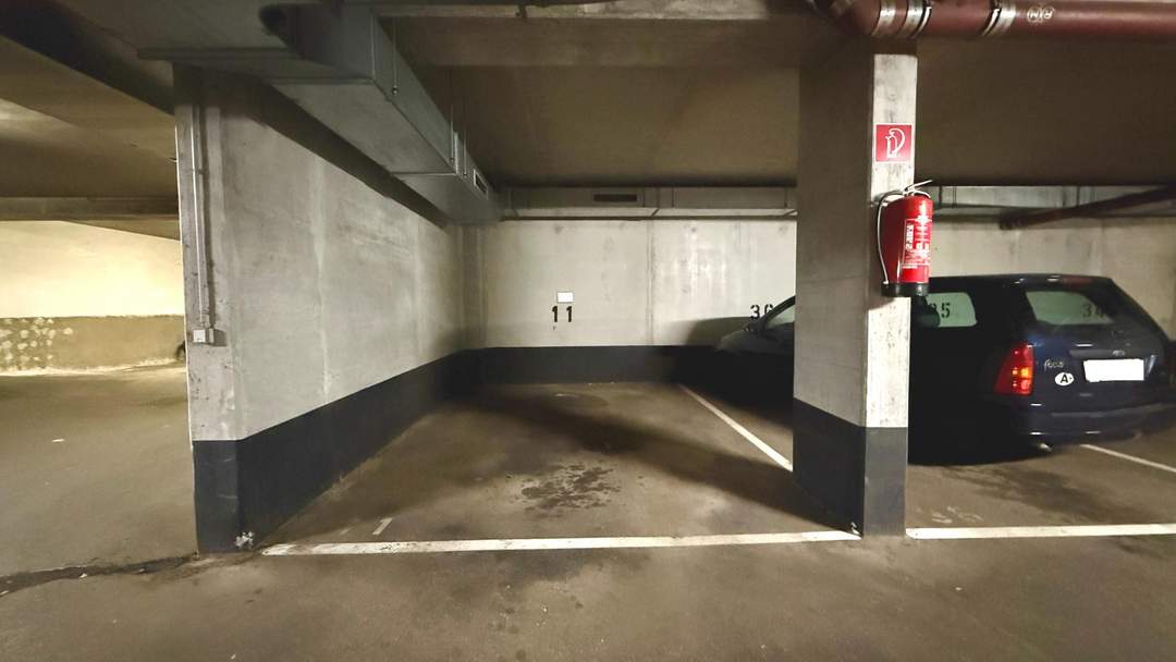 Großzügiger Garagenplatz – zentral &amp; ideal im 20. Bezirk, Klosterneuburgerstraße 76 / Burghartgasse 5