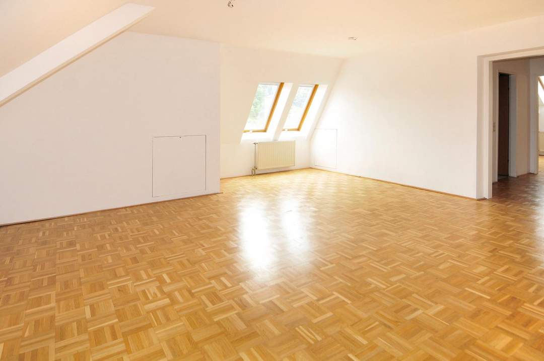 Sonnige 3-Zimmer-Wohnung mit Küche am Stadtplatz von Steyr!